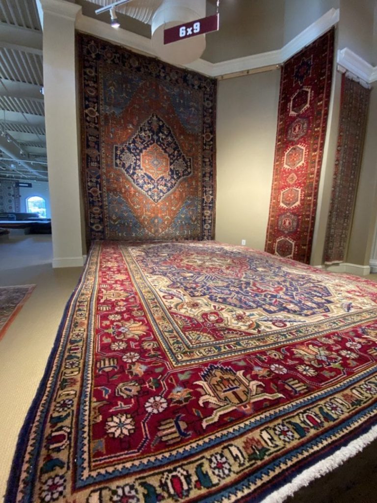 The Difference Between Oriental and Persian Rugs